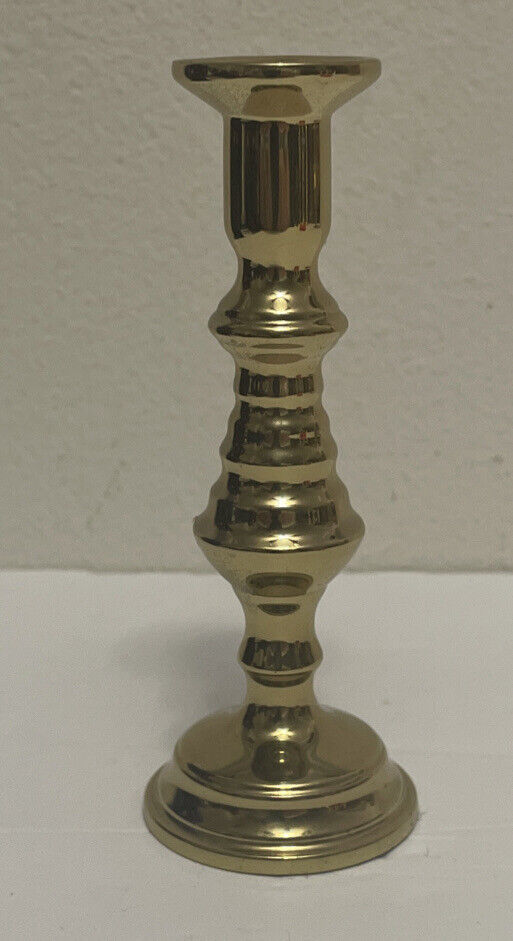 Vintage Virginia Metalcrafters 4.5”H Brass Beehive Candleholder For 1/2” Candle
