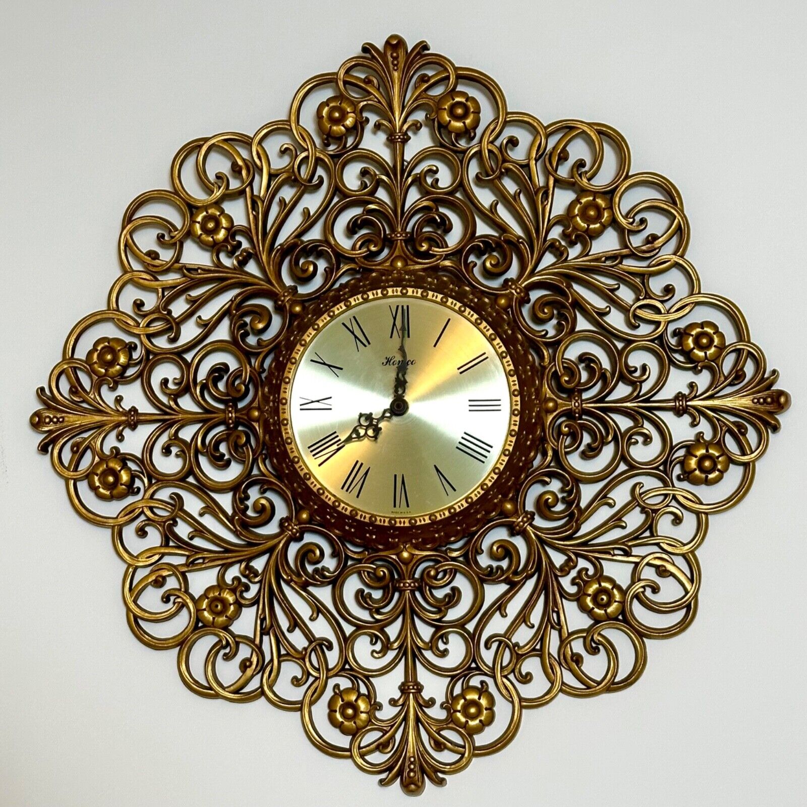 Hollywood Regency Clock Burwood Syroco Ornate 1977 MCM Gold Homeco # 1591