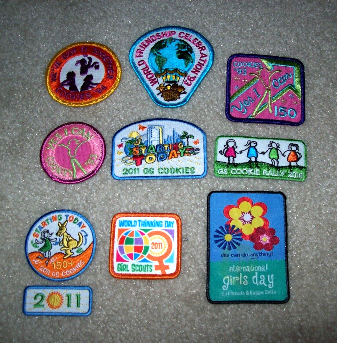 Lot of 10 Girl Scout / Brownie PATCHES  1993, 2011 Cookies, etc.