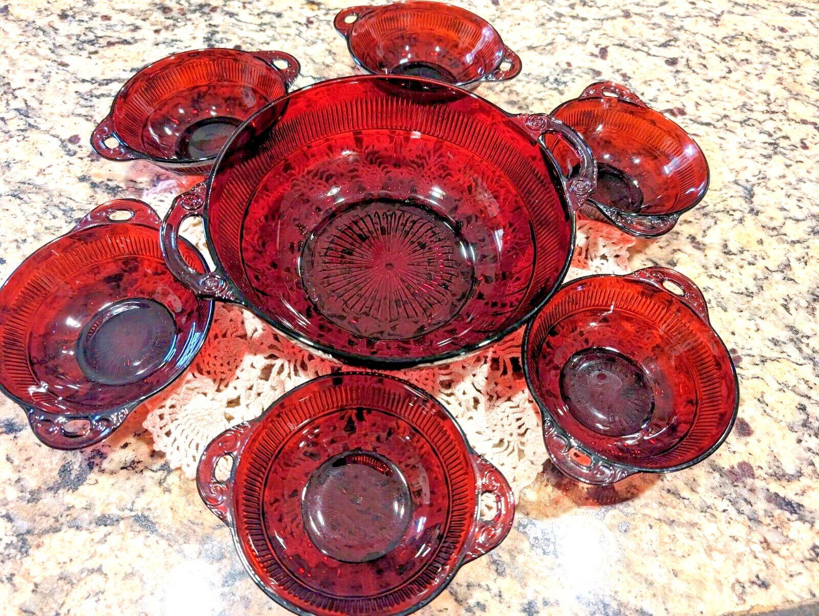 Vtg 1940s ANCHOR HOCKING ROYAL RUBY RED CORONATION PATTERN 1 BOWL 6 BERRY DISHES