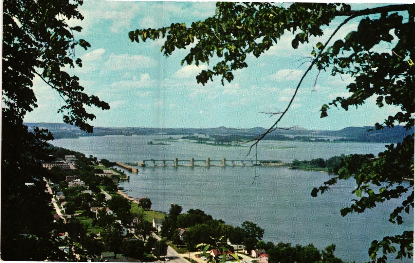 Vintage Postcard- 91874. BELLEVUE STATE PARK, IA. UnPost 1930