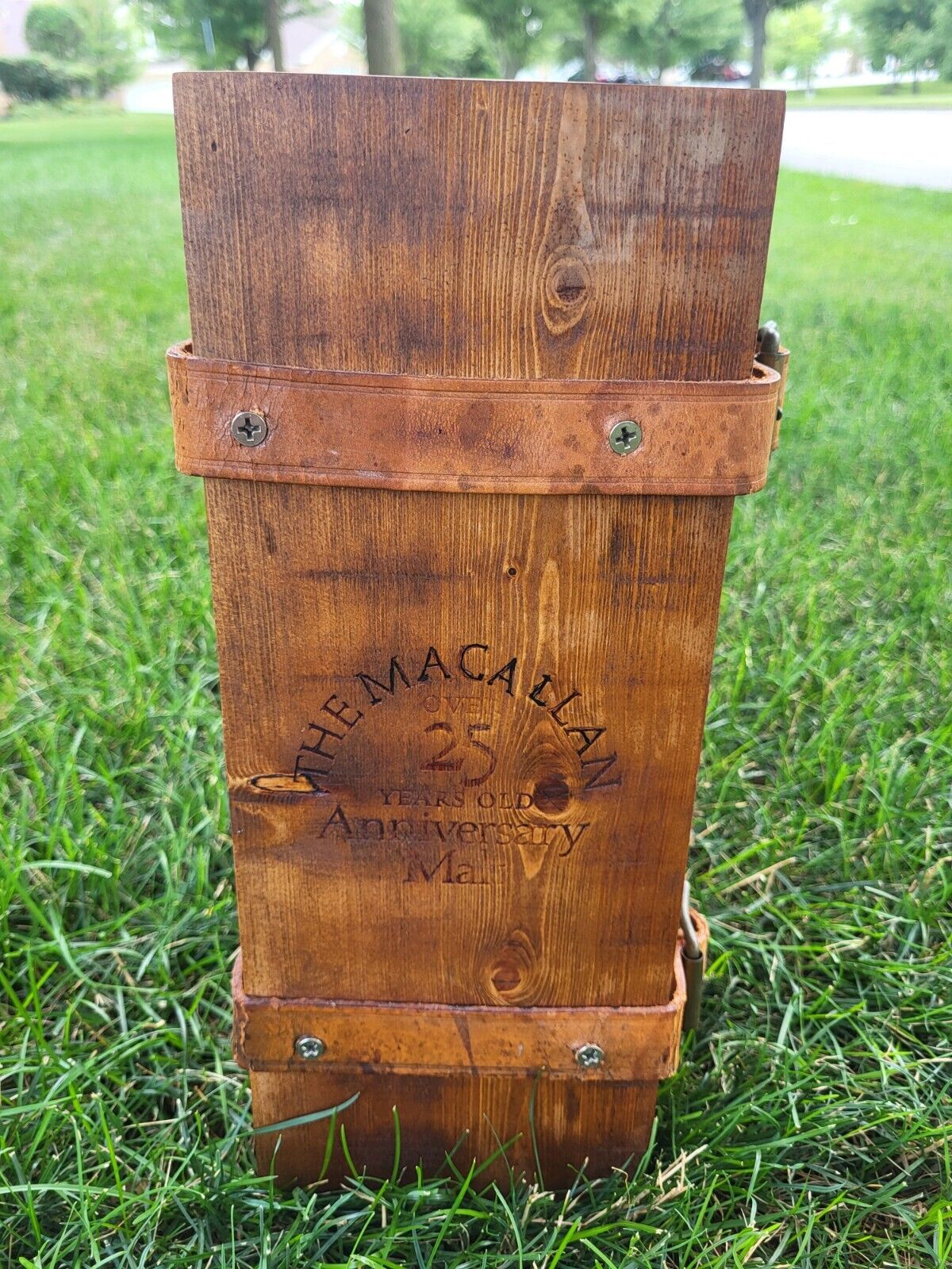 The Macallan Over 25 Years Old Anniversary Malt Leather Belted Box NO BOTTLE