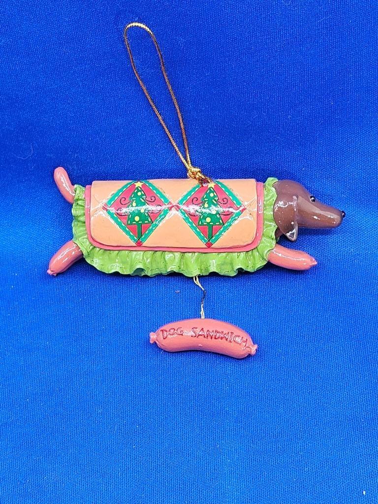 Dachshund Hot Dog Sandwich Novelty Resin Xmas Tree Ornament Figural Weiner 4\