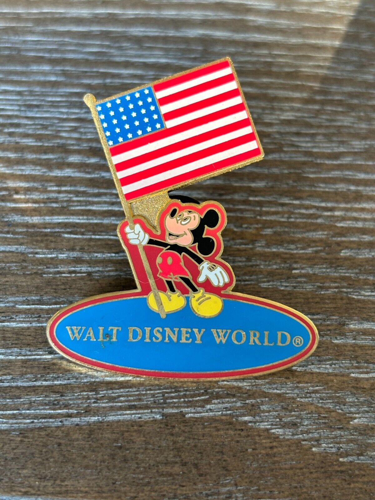 Disney Mickey Mouse Patriotic American Flag Official Trading Pins