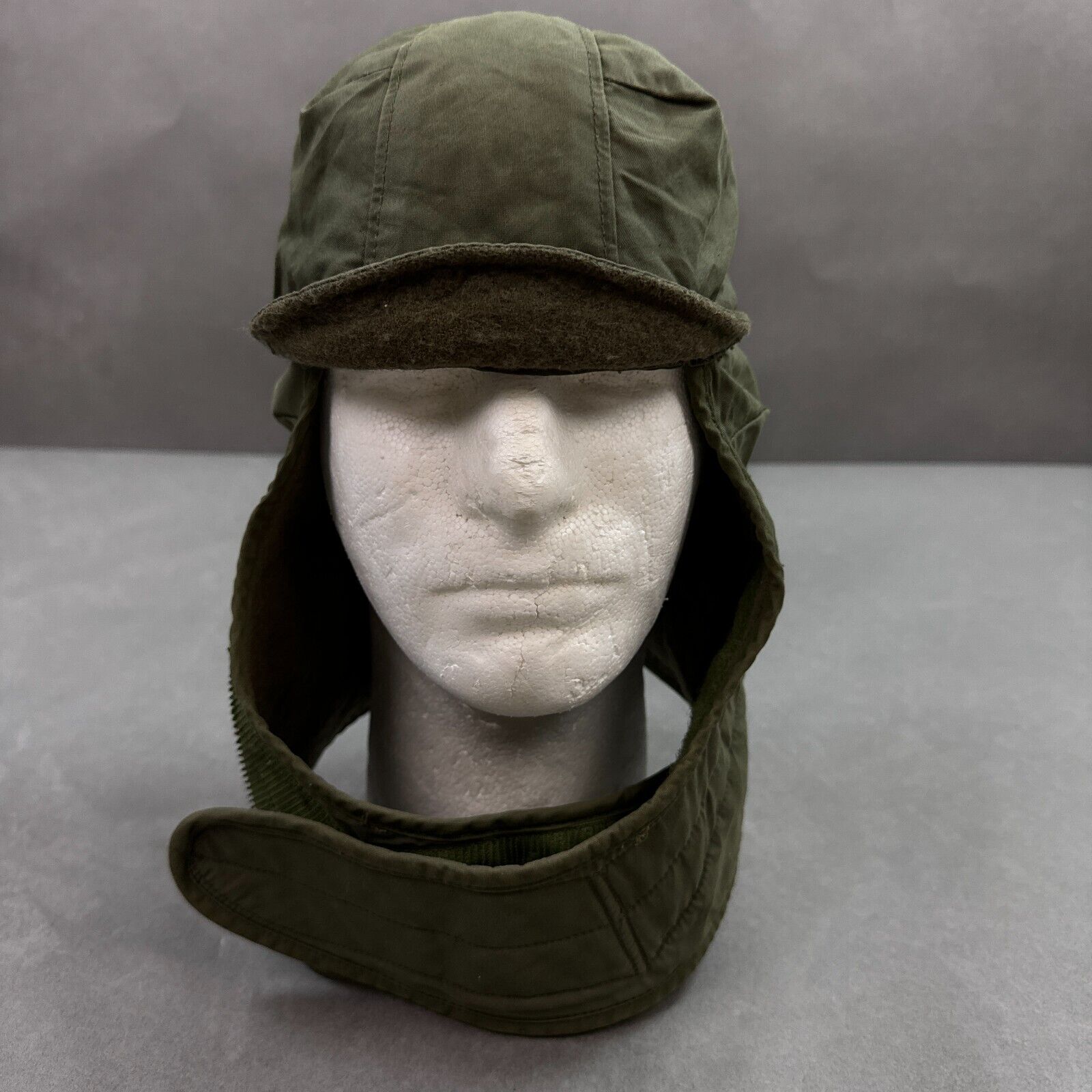 Vintage US Military Helmet Liner Mens 6 3/4 Green Cold Weather Vietnam War 1975