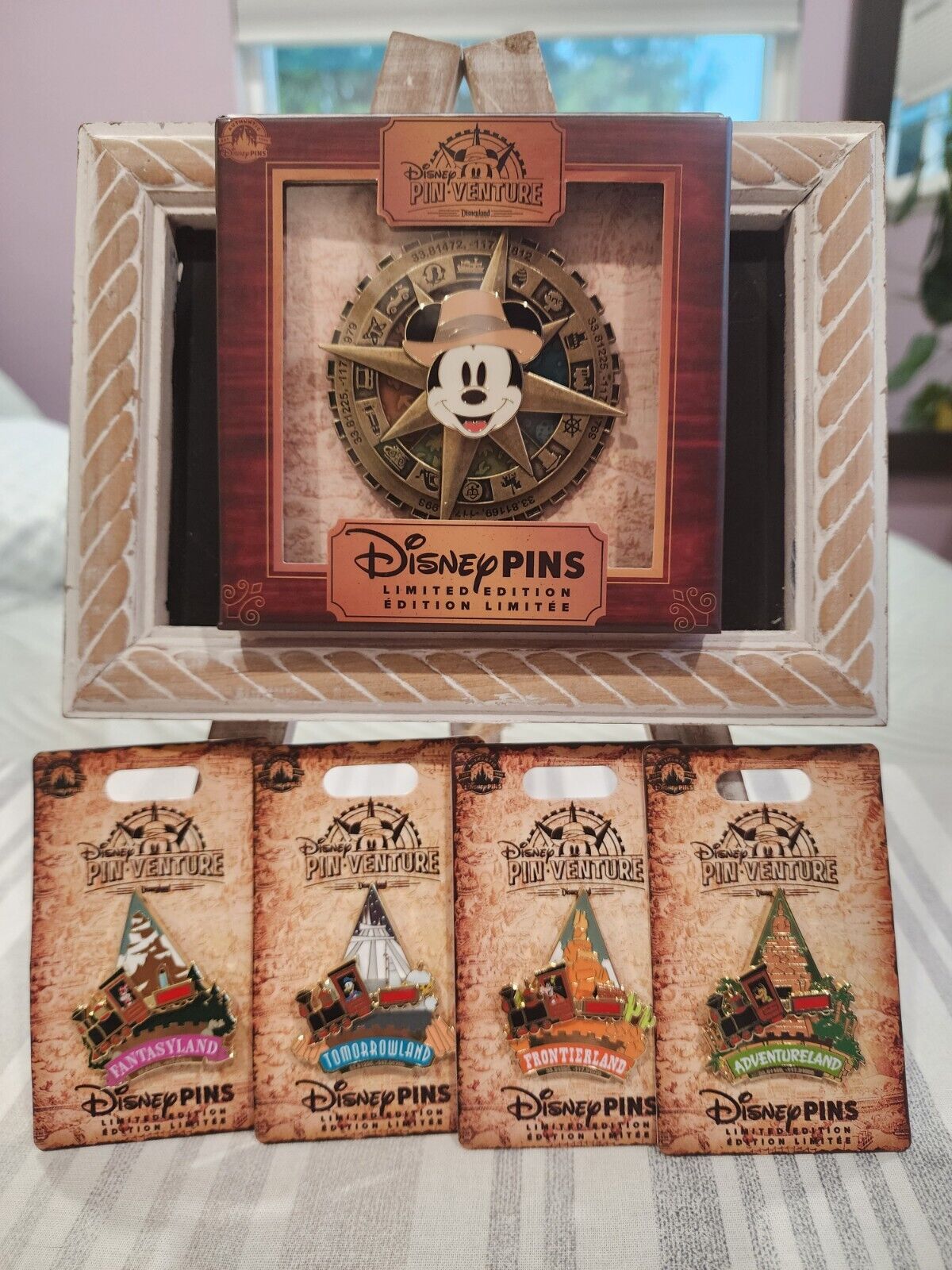 2024 Disney Parks Pin-Venture Super Jumbo MM Compass LE 500 With All 4 Lands