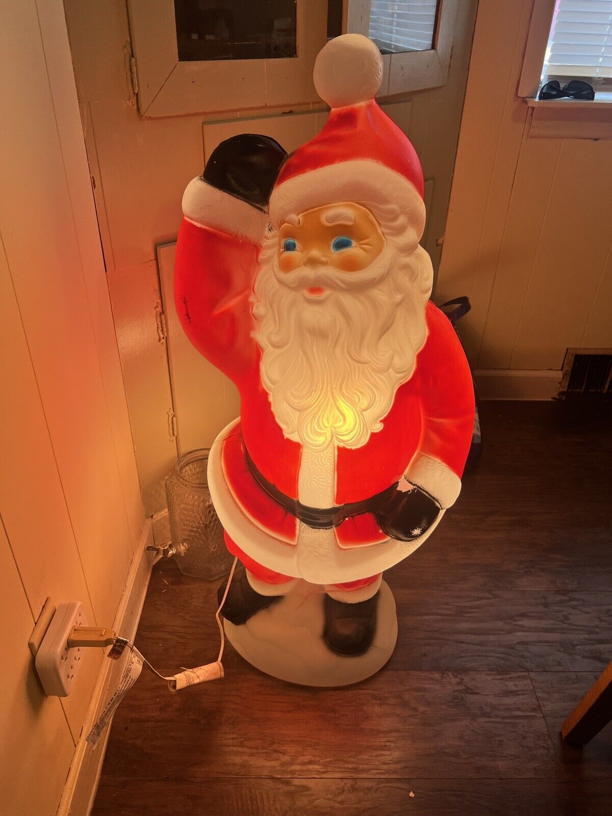 Vintage General Foam Waving Santa Blow Mold 40” Lighted Blue Eyes Christmas