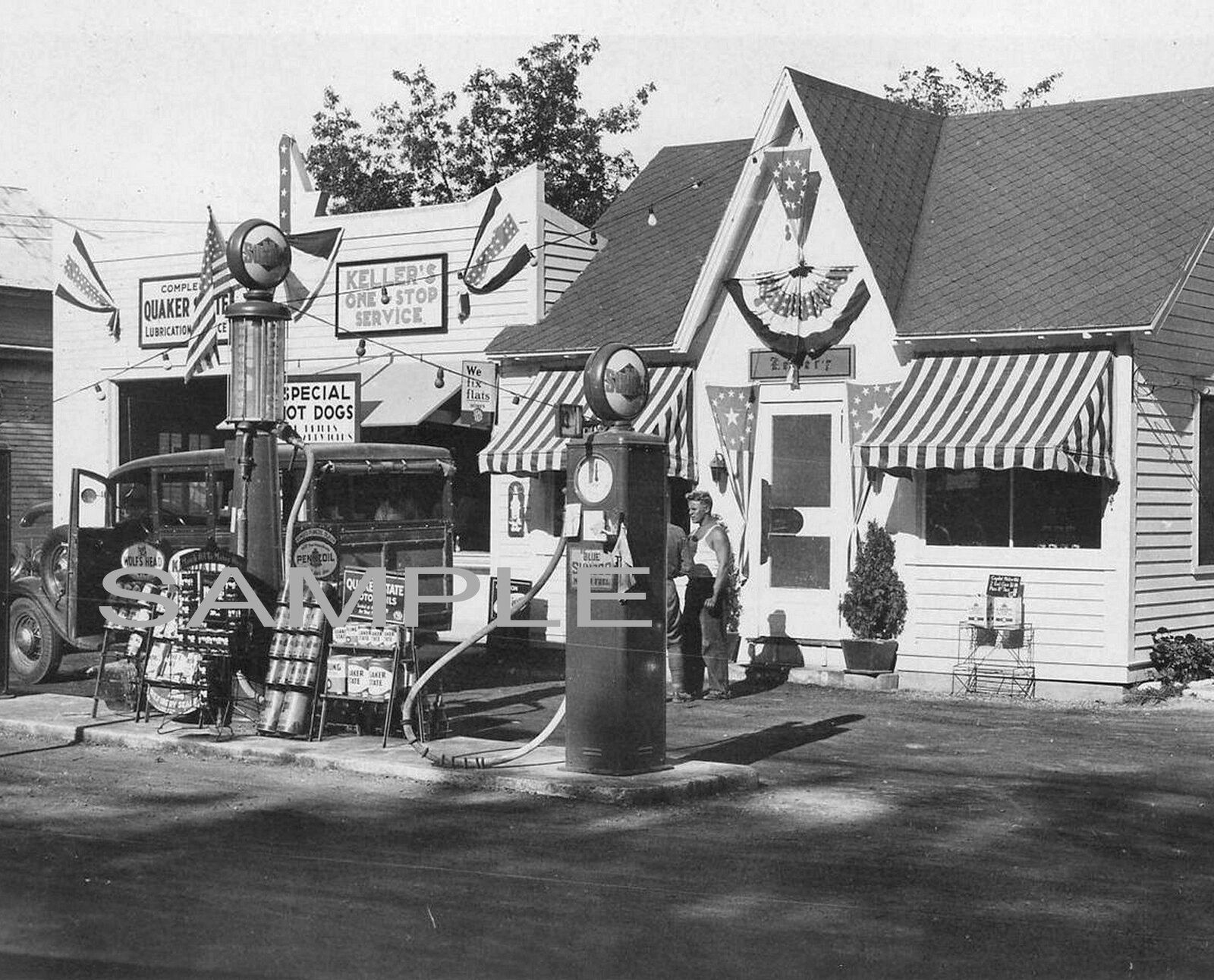 1930s SUNOCO Grocery & GAS STATION Photo (231-H)
