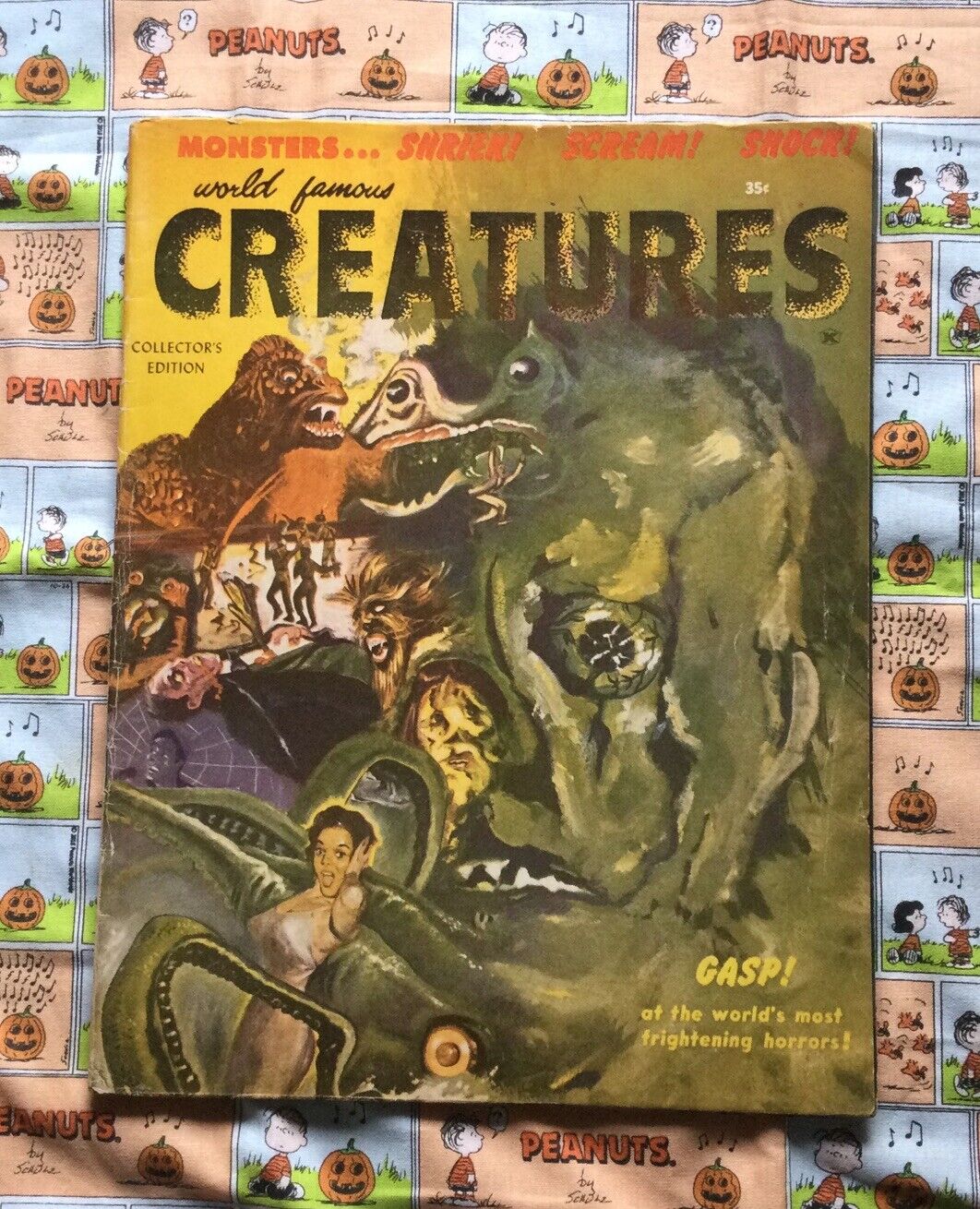 world famous creatures #1 VG Very Good Plus Condition No Tape & In Great Shape