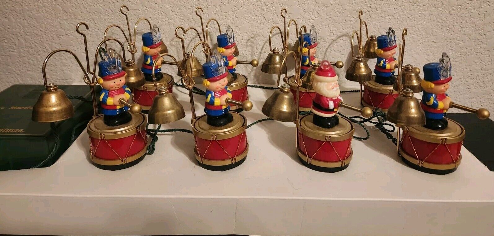 1991 MR. CHRISTMAS Holiday Santa's Marching Band 16 Musical Bells 35 Songs Works