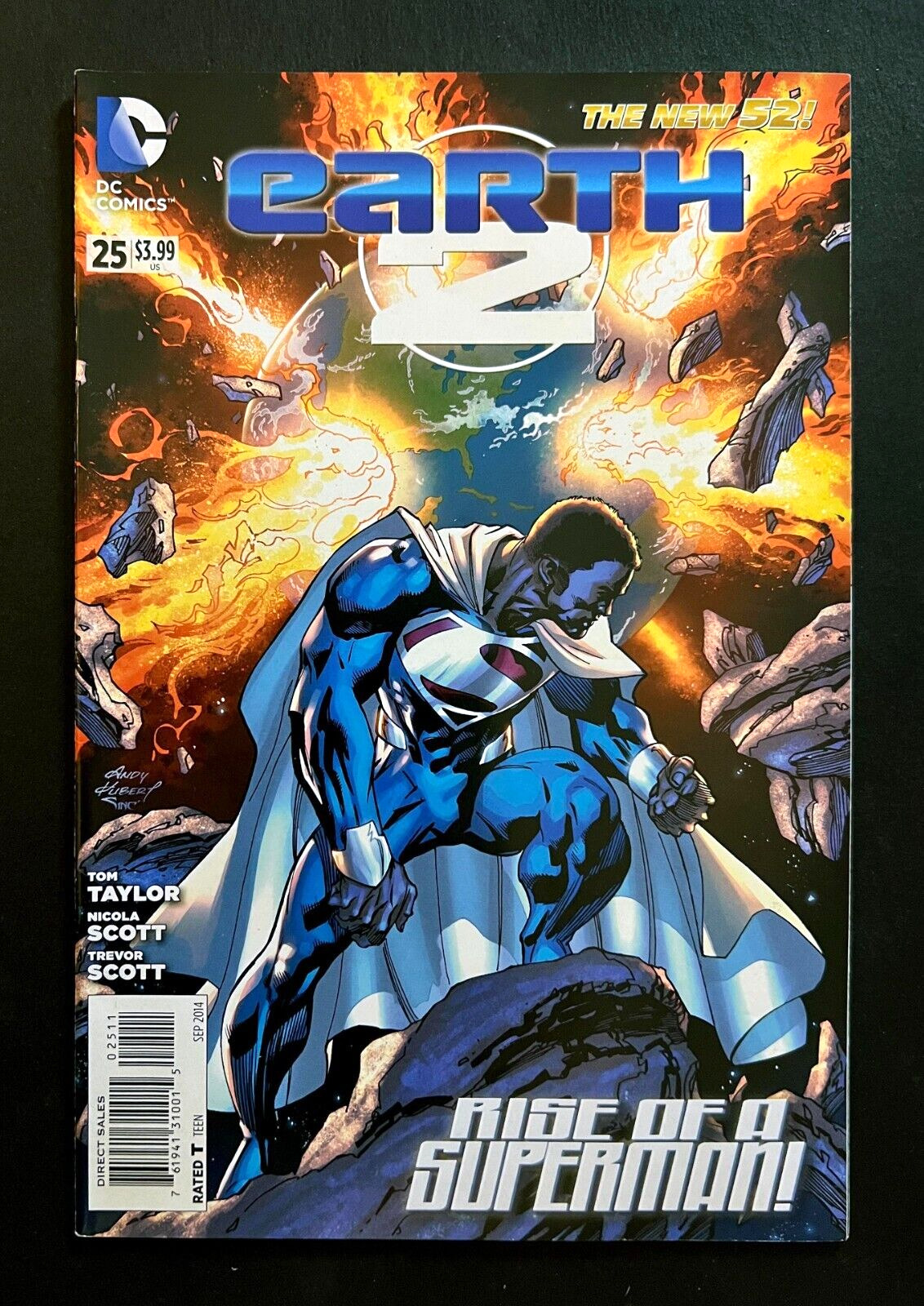 *Earth 2* #25 1st VAL-ZOD Cover DC Comics New 52 2014