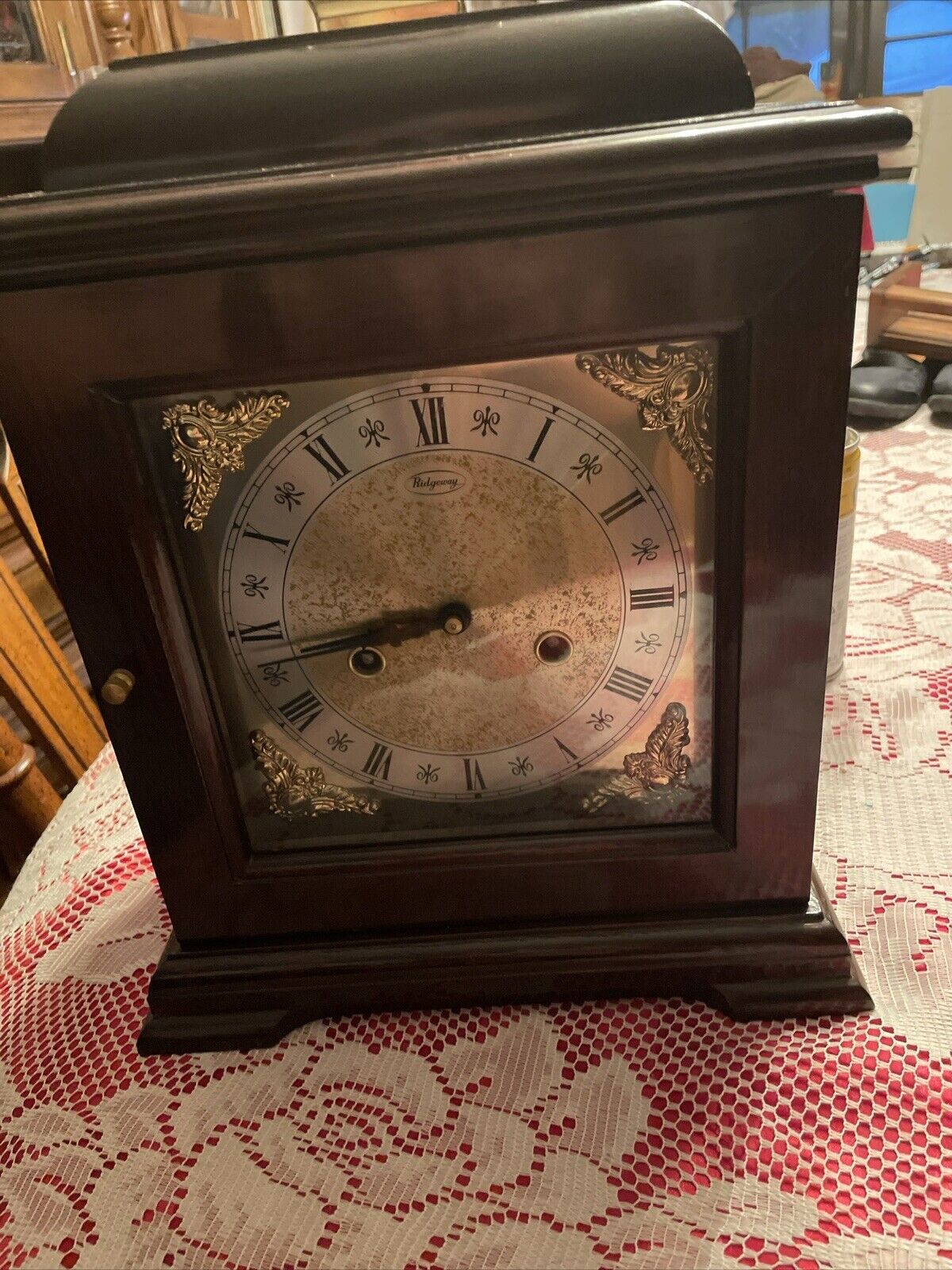Vintage Ridgeway Key Wound Mantel Clock - w/ Key Chimes & Runs Great
