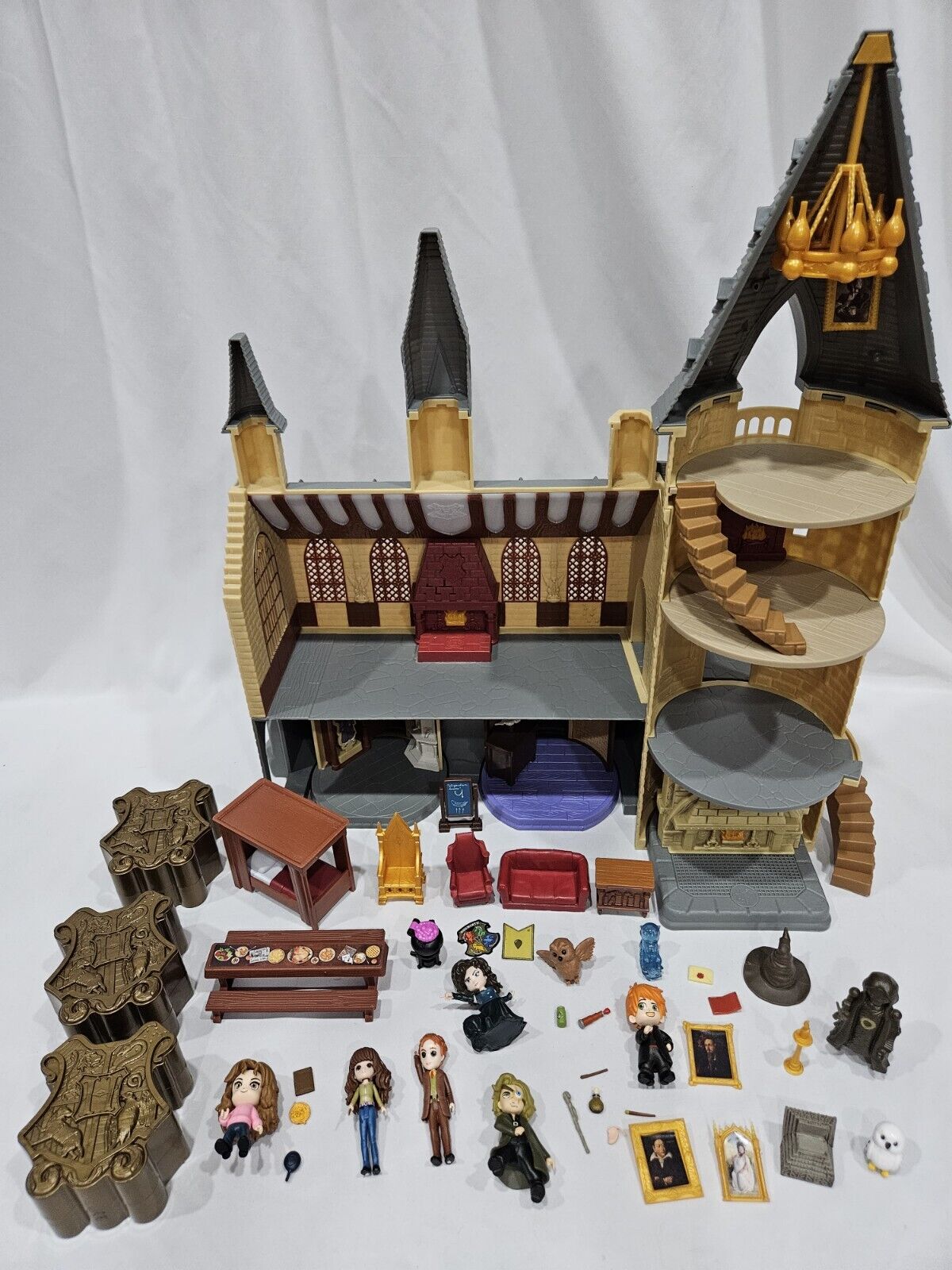 Wizarding World of Harry Potter Magical Minis Hogwarts Castle Play Set & Figures