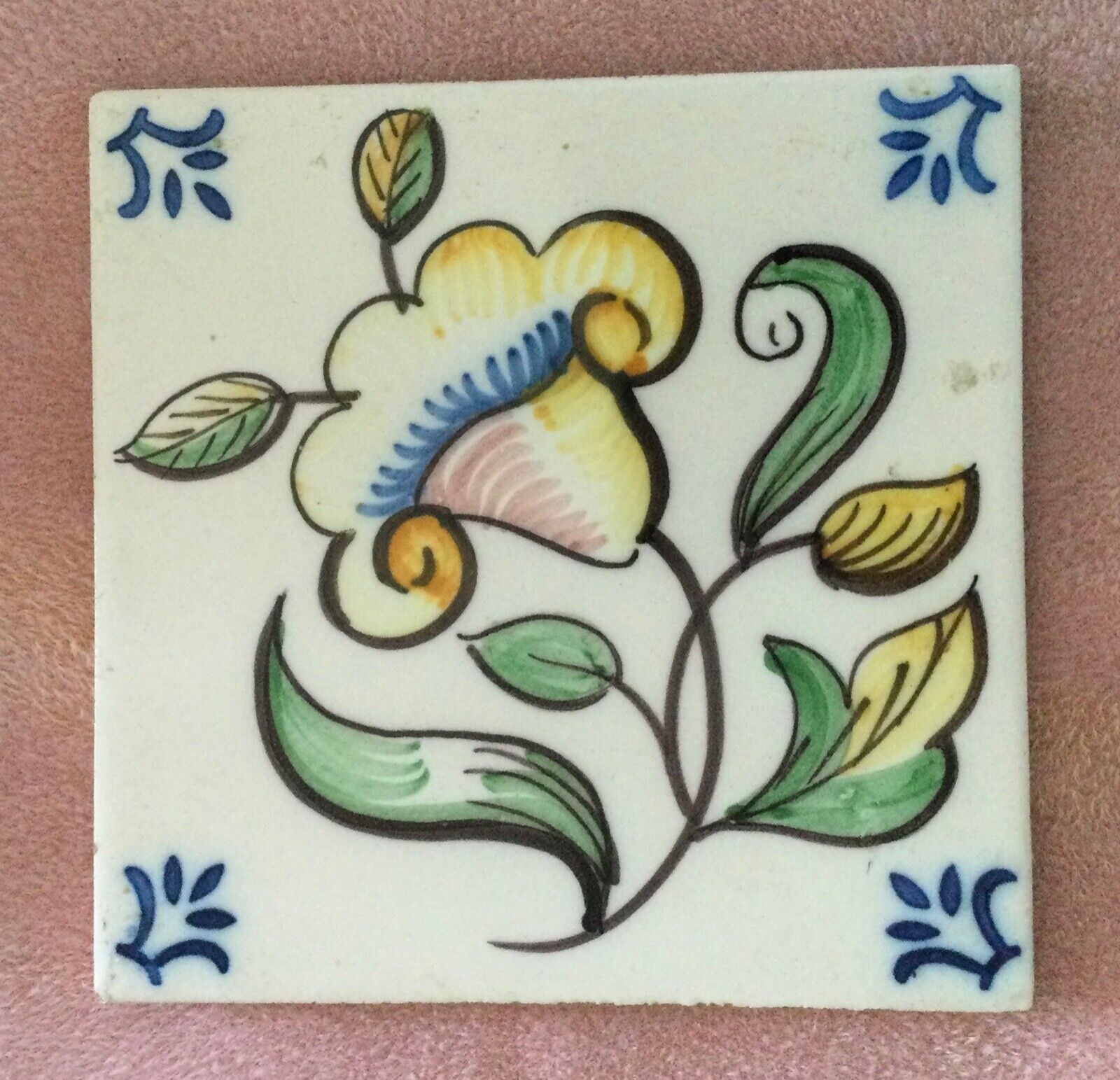 Vintage 1900's cottage Style  Viuva lamego Floral flower trivet tile Portugal