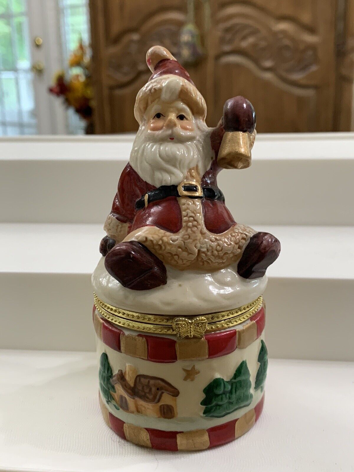 Vintage Porcelain Hinged Santa Claus Trinket Box Christmas - 4 1/2”