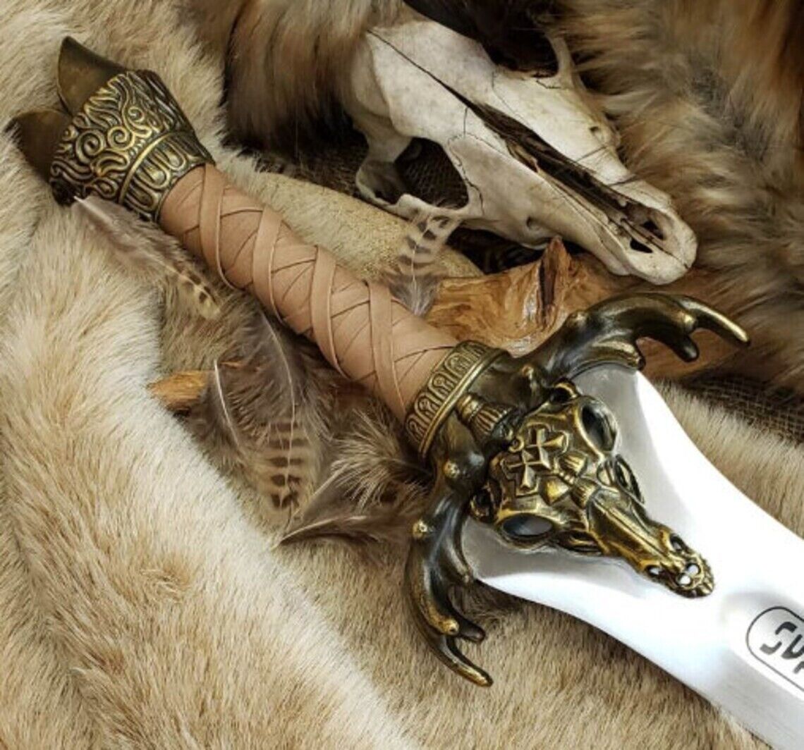 Conan the Barbarian Father's Sword with Wall Plaque - Collector's Edition