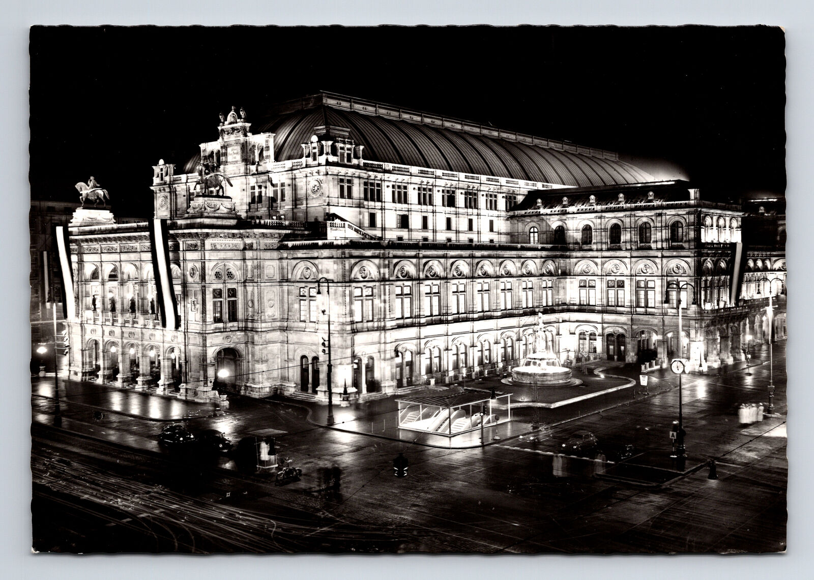 RPPC Wien Staatsoper Opera House Theater Vienna Austria Continental Postcard