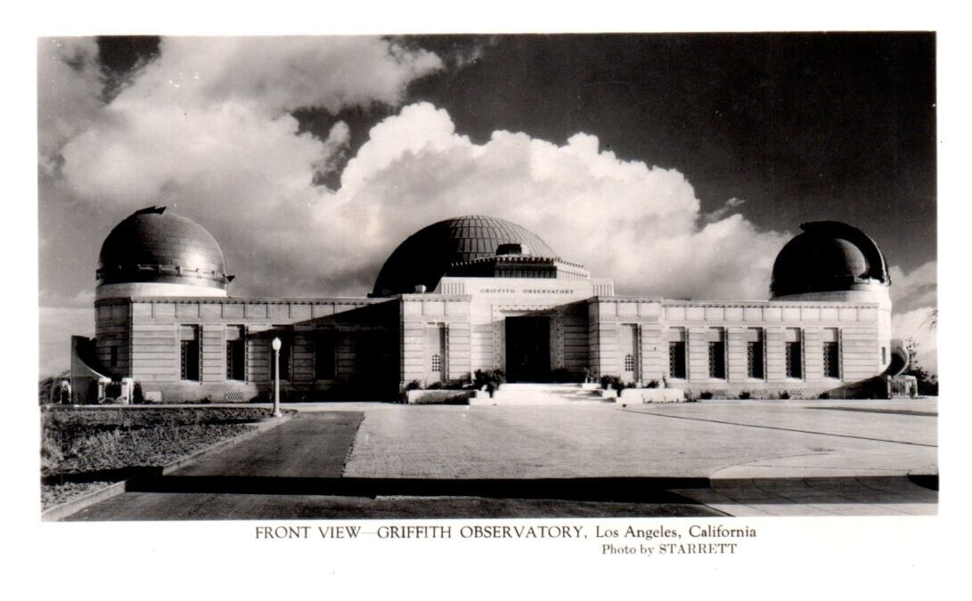 GRIFFITH OBSERVATORY front view Los Angeles, CA - Postcard