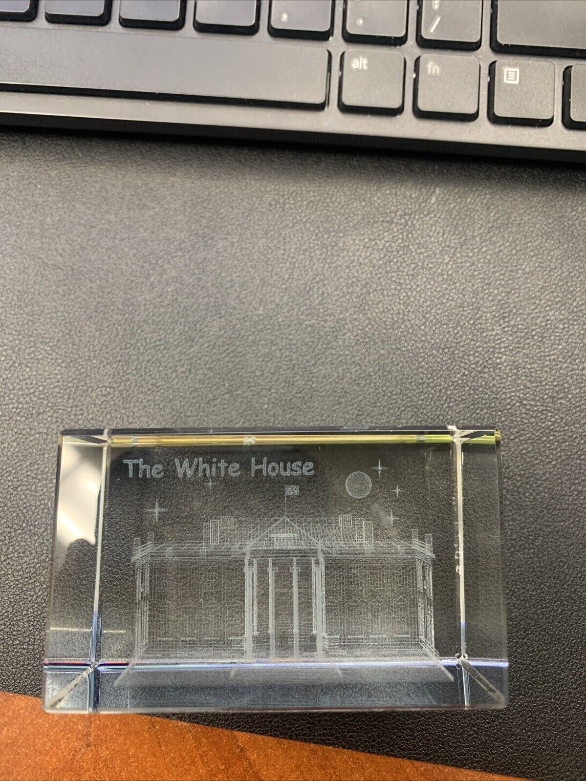 Vintage 3D Etched Crystal White House