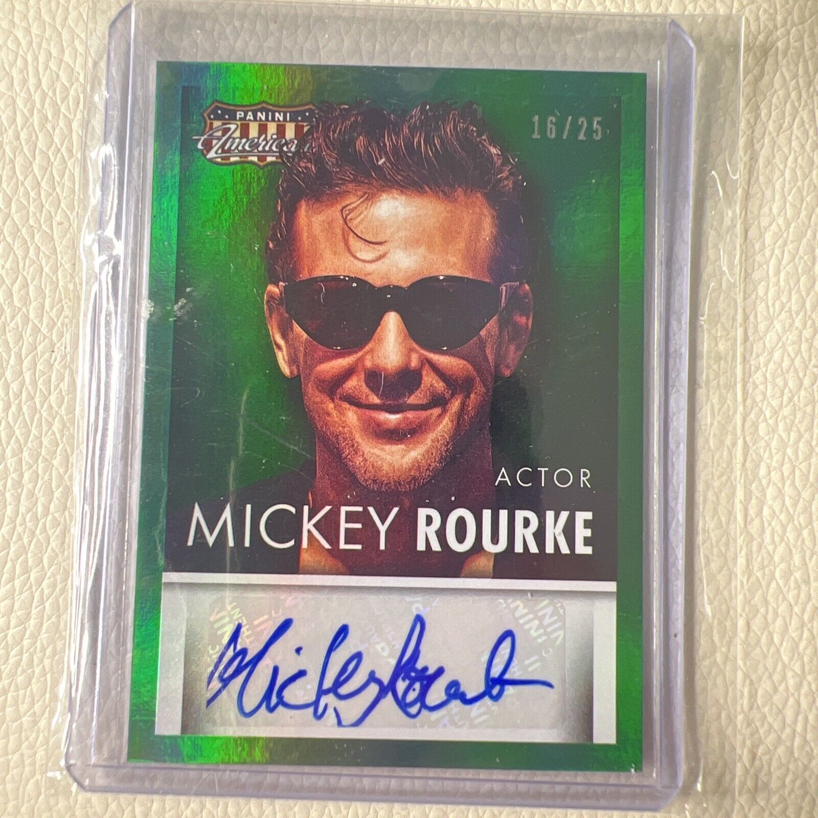 2015 Panini Americana Signatures Green 16/25 Mickey Rourke #S-MR Auto 0c3