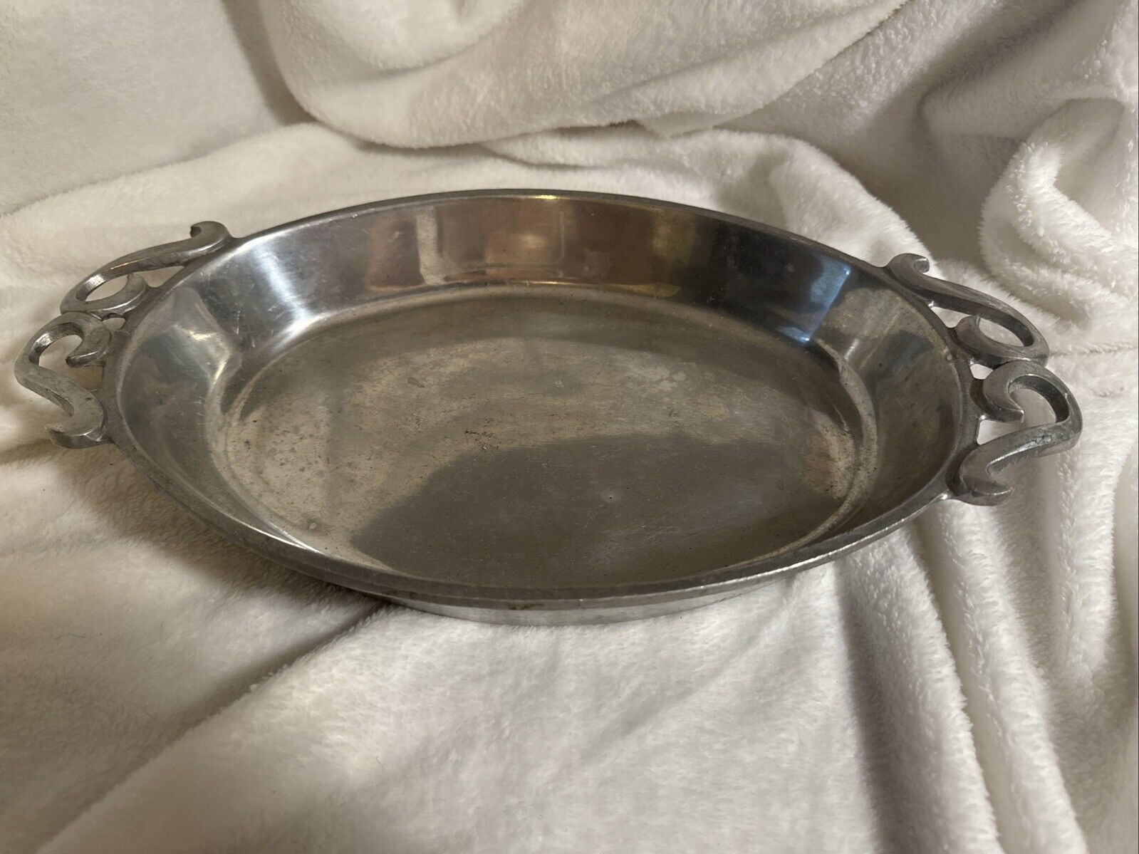 Pewtarex York Vintage Old Country Reproductions Pewter Plater With Handles
