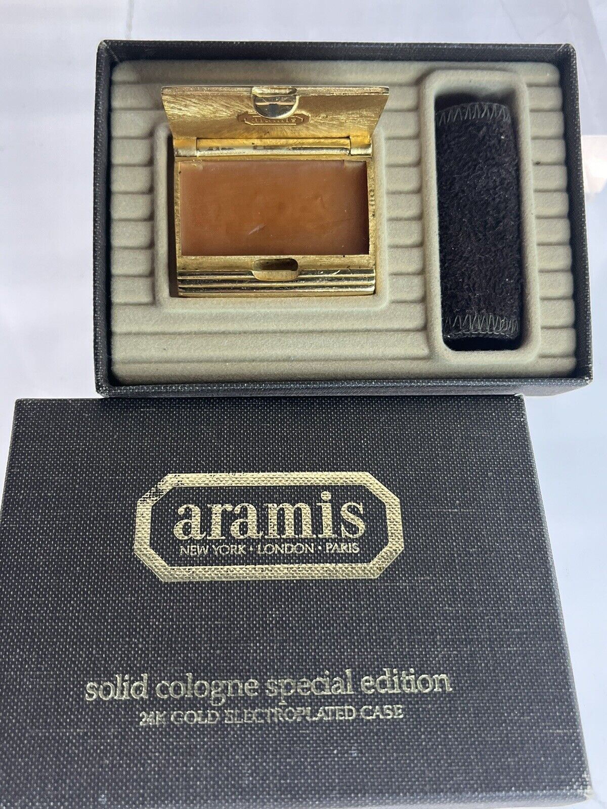 vintage 1982 ARAMIS men Solid cologne 24k gold-p in original box Rare unused gem