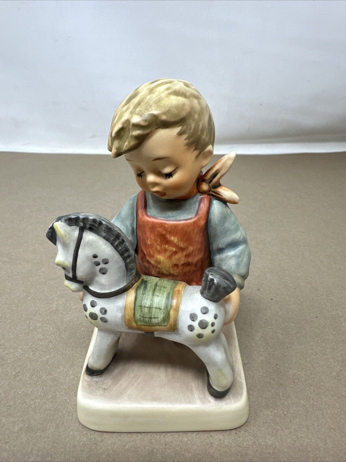 Horse Trainer Hummel Figurine #423 Goebel Germany 4 3/4”