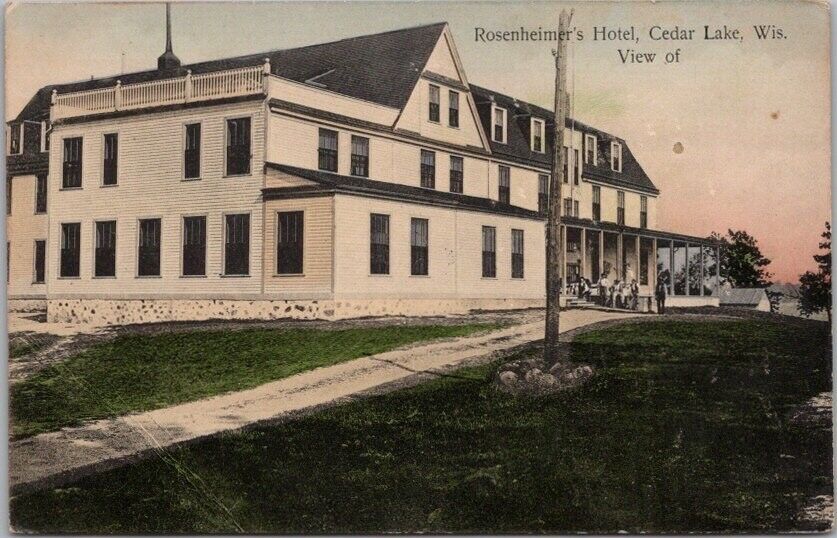1910s CEDAR LAKE, Wisconsin Postcard ROSENHEIMER\'S HOTEL / Hand-Colored Schwinn