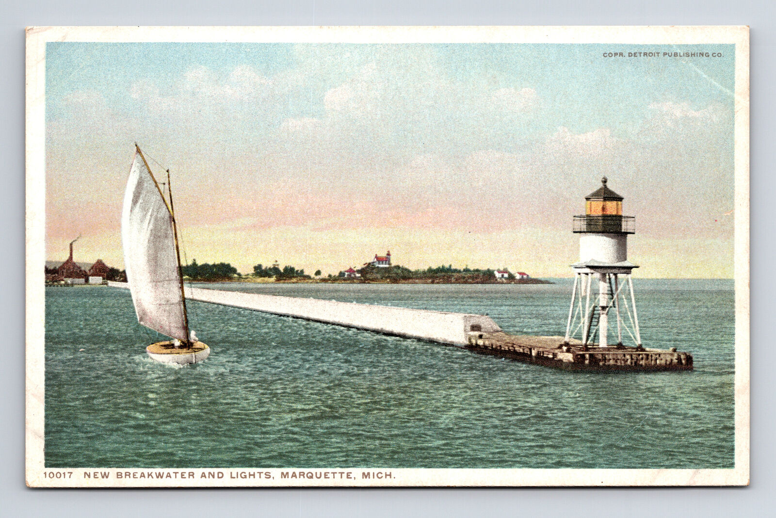 New Breakwater & Lighthouse Marquette Michigan MI PHOSTINT Postcard