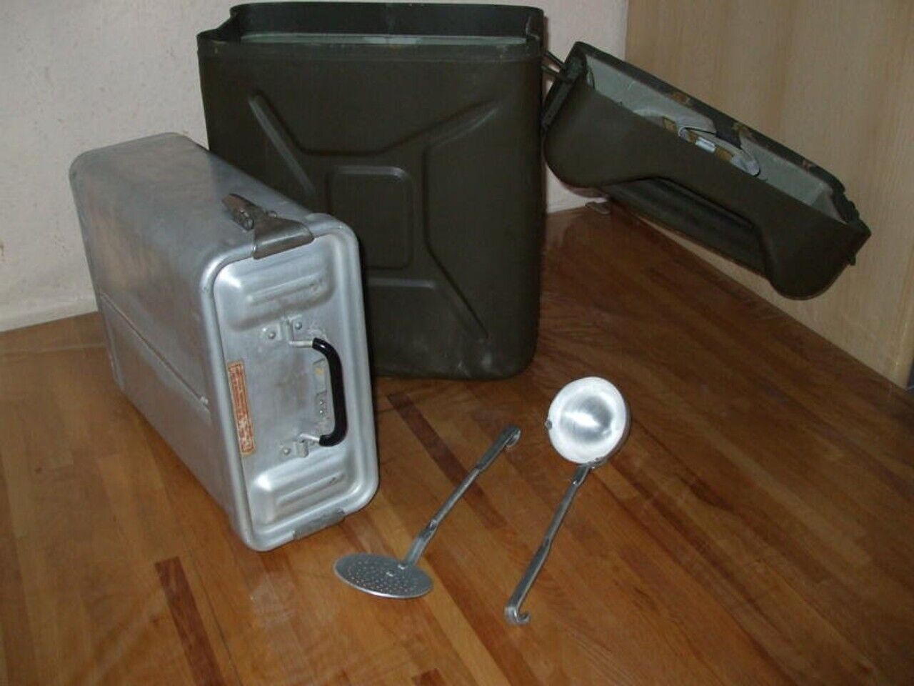 German Military Issue Mess Kit Can 1 Piece