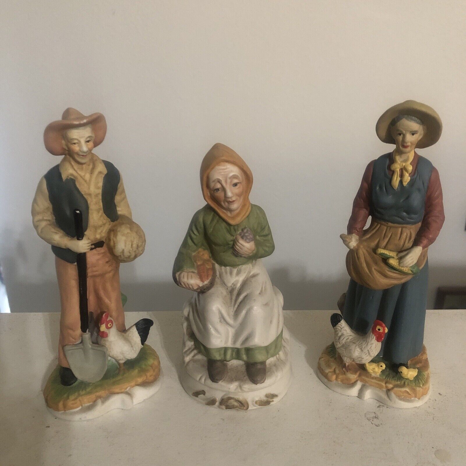 HOMCO Vintage Figurines Grandma And Grandpa Farmers Ceramic 1970s