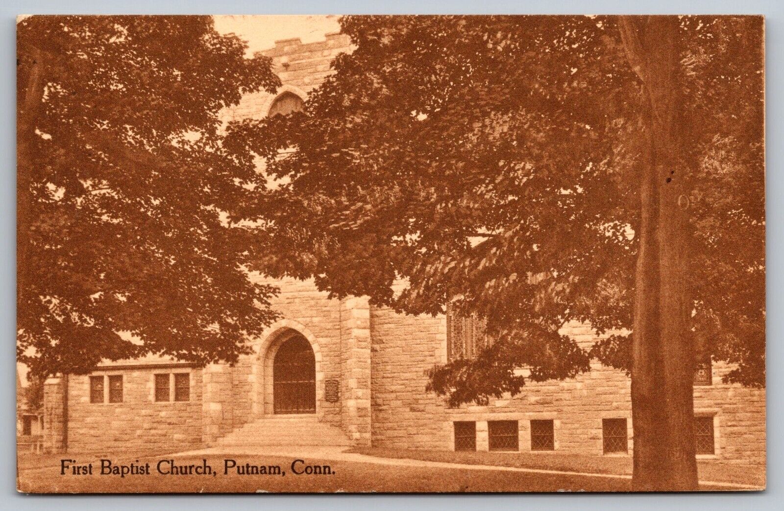 First Baptist Church Putnam Connecticut c1919 Rare View Antique Postcard