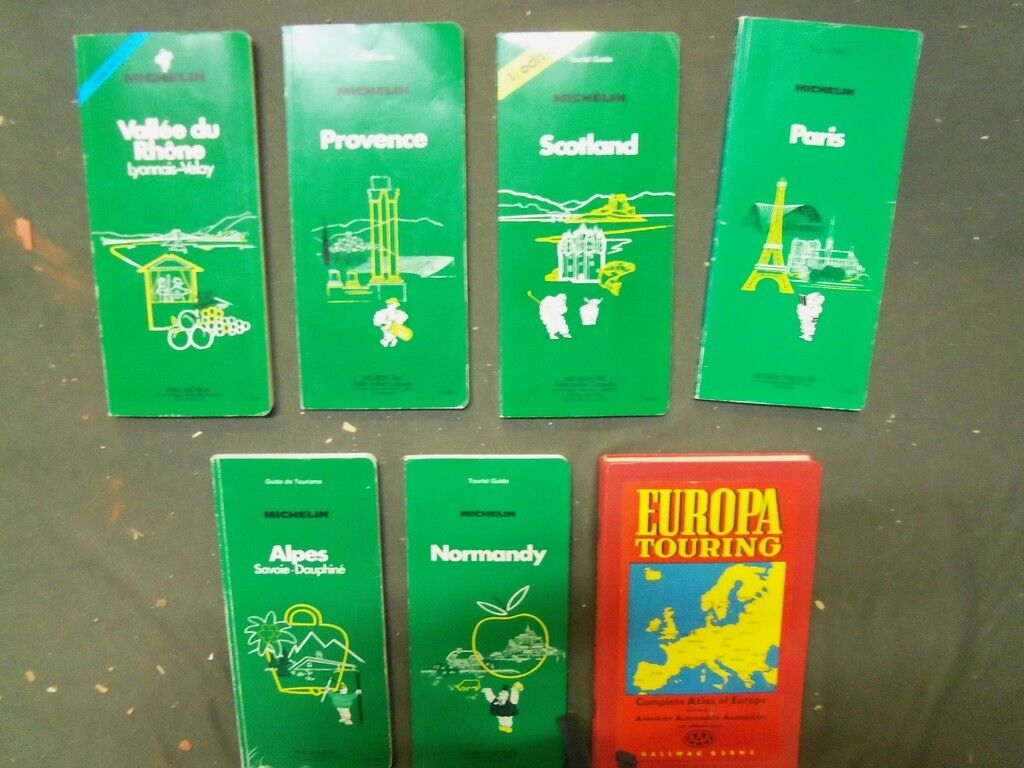 1961-1989 EUROPEAN TOUR GUIDE BOOK LOT 7 - FRENCH & ENGLISH - MICHELIN - O 1817