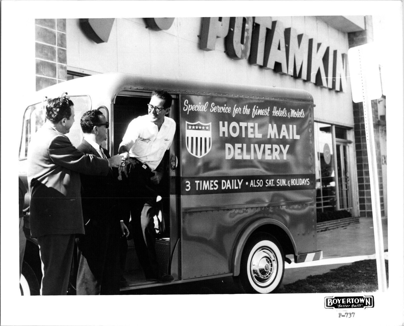 Vintage Hotel Mail Delivery truck Boyertown Truck Bodies B&W 8x10 Photo