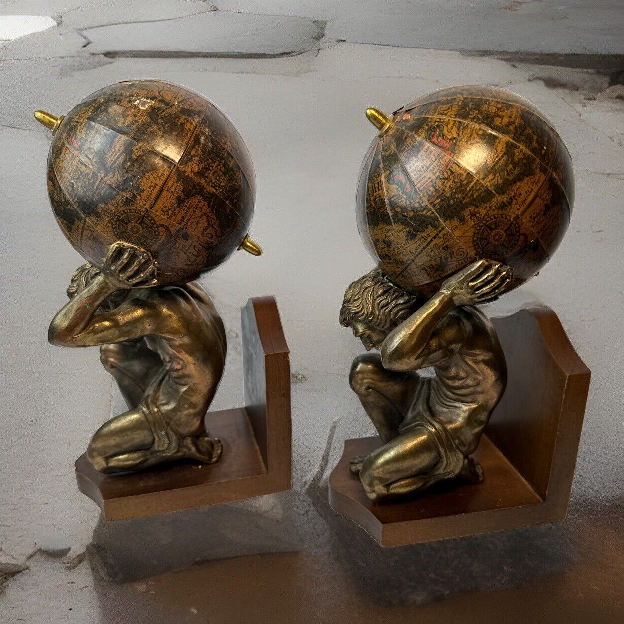 VTG Rare Atlas Titan Holding The World Globe Sculptures Bronze Bookends Italy A