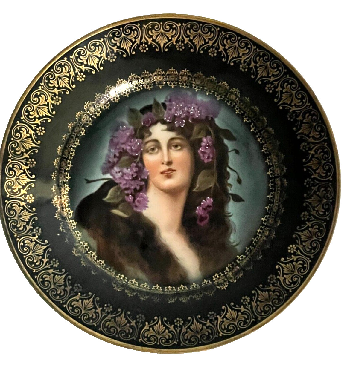 ANTIQUE HAND PAINTED ROYAL VIENNA  PORTRAIT CABINET PLATE SIGNED w/beehive