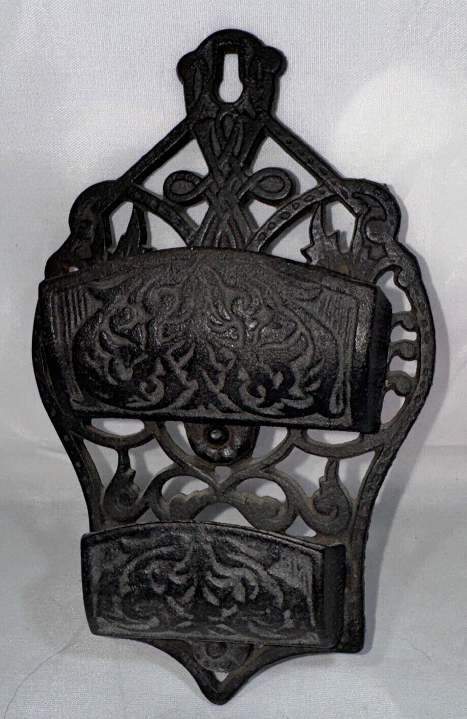 vintage wilton cast iron match holder