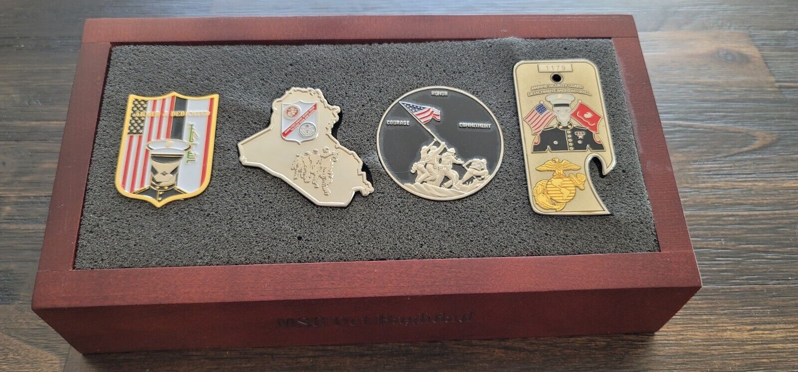 USMC MSG Det Baghdad challenge coin set (4) with rare wooden display case