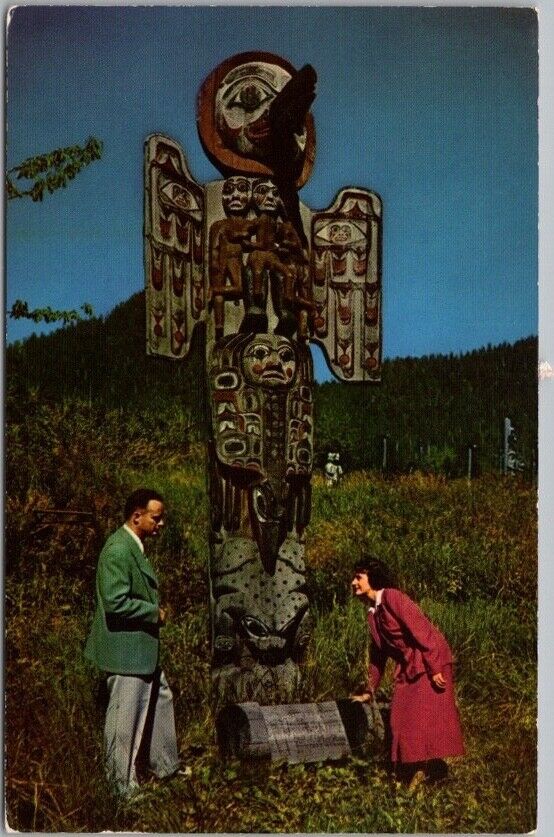 c1950s PAN-AM AIRLINES Advertising Postcard ALASKA Totem Pole Scene / Unused