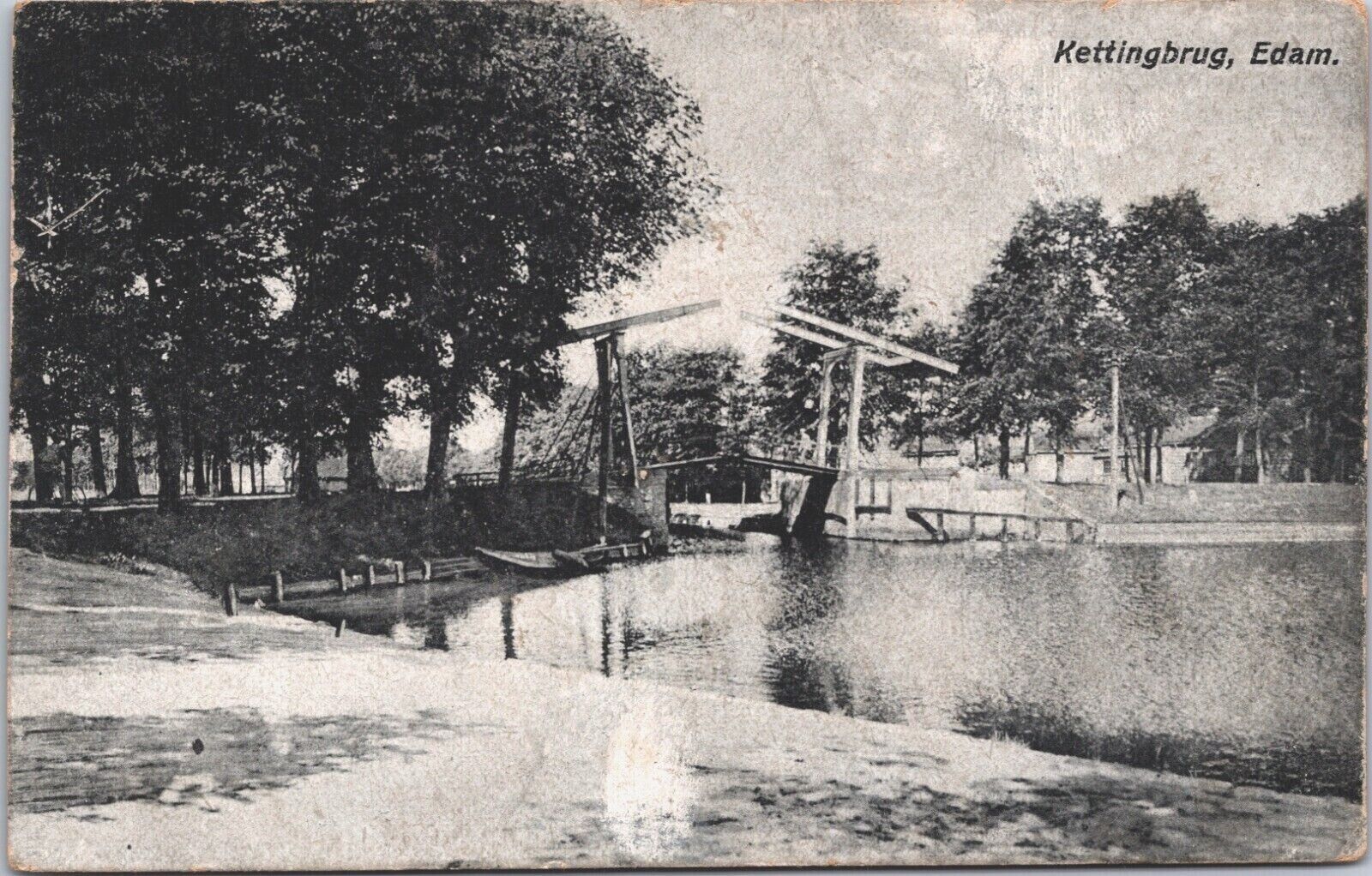 Netherlands Kettingbrug Edam Vintage Postcard 09.45