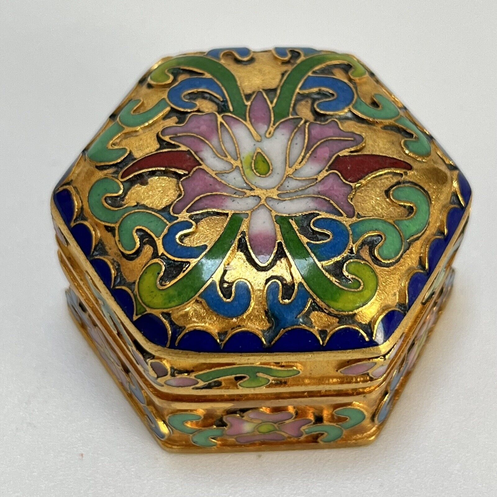 Vintage Cloisonne Enamel Pill Box Hexagon Hinged Lid Blue Gold Lotus Flower 2