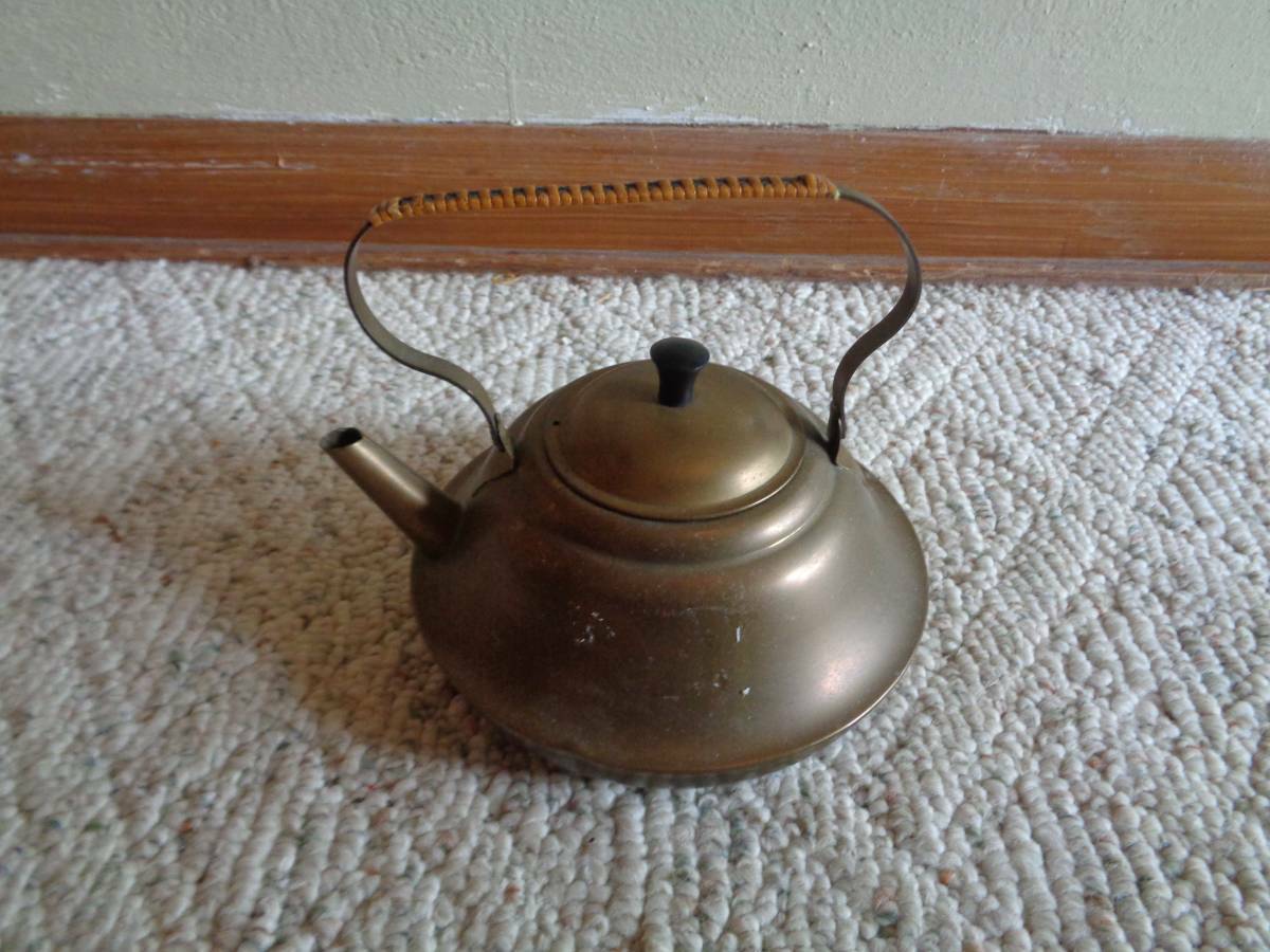 vintage antique HOLLAND BRAND brass teapot K1