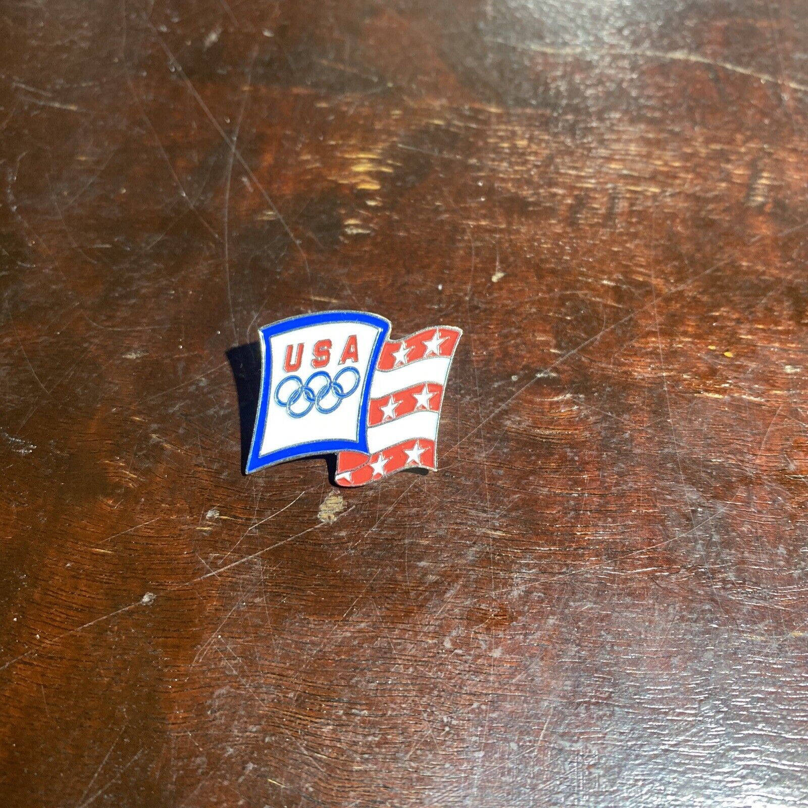 USA OLYMPICS vintage Red White and Blue Flag Pin Collectible 