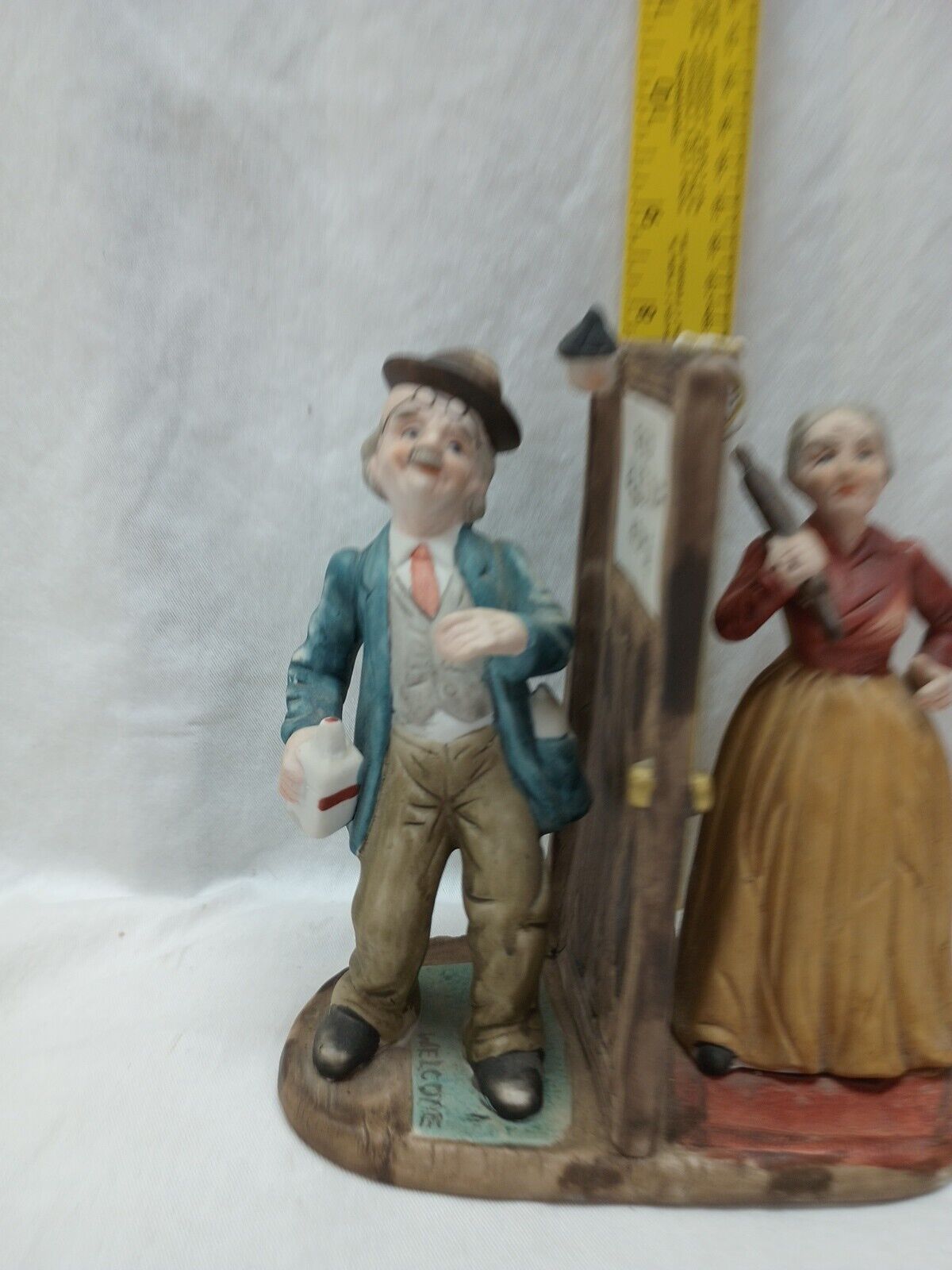 Vintage Price Products Collectors Edition Elderly Couple