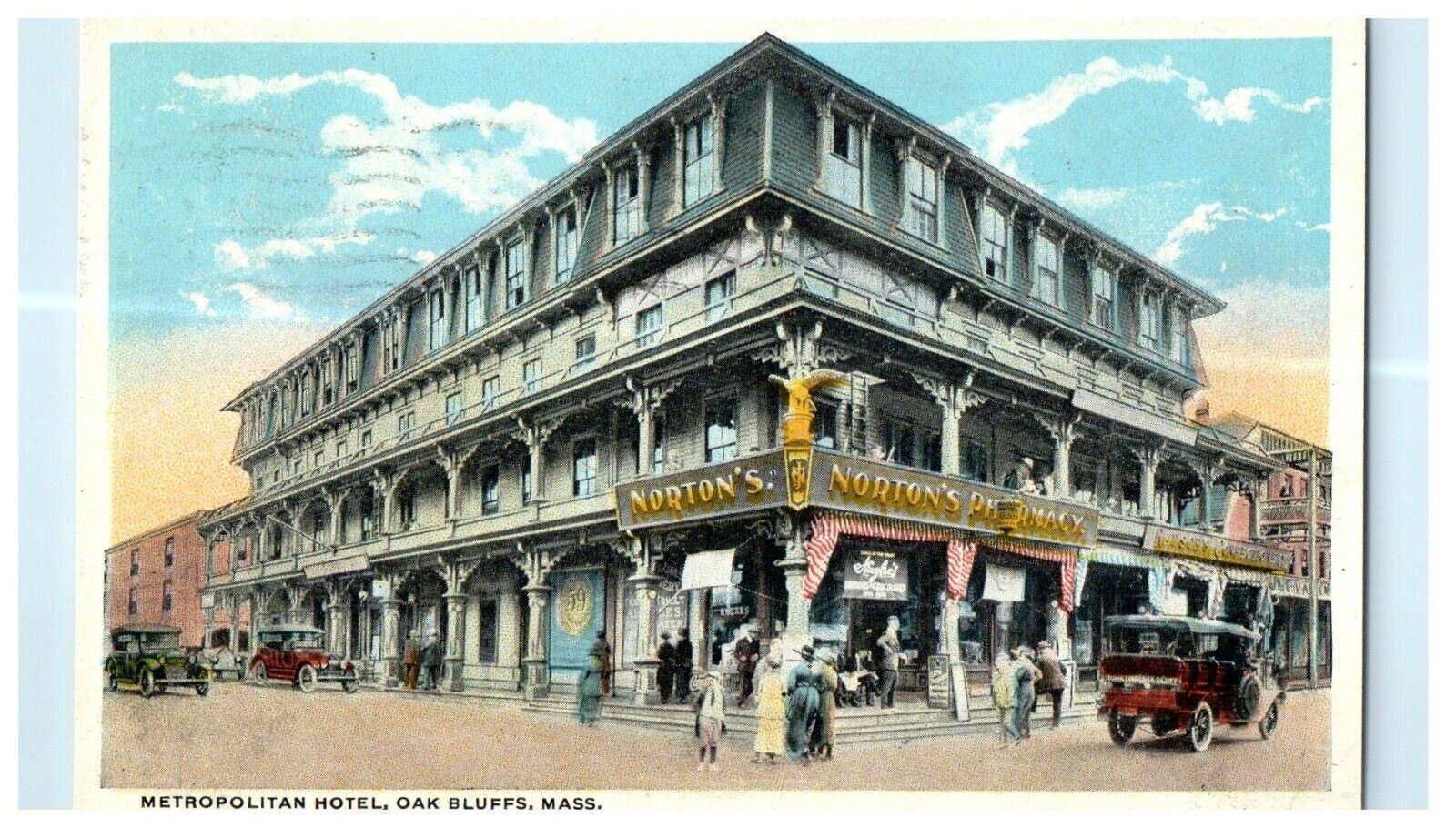 1939 Metropolitan Hotel, Oak Bluffs Massachusetts MA Vintage Postcard