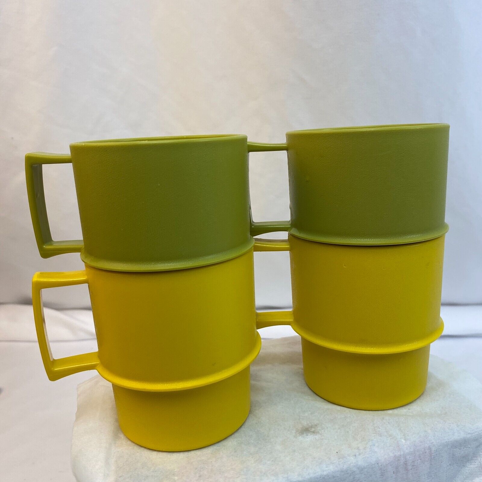 Set Of 4 Vintage Tupperware Stackable Mugs/Cups #1312 Harvest Colors - VERY NICE