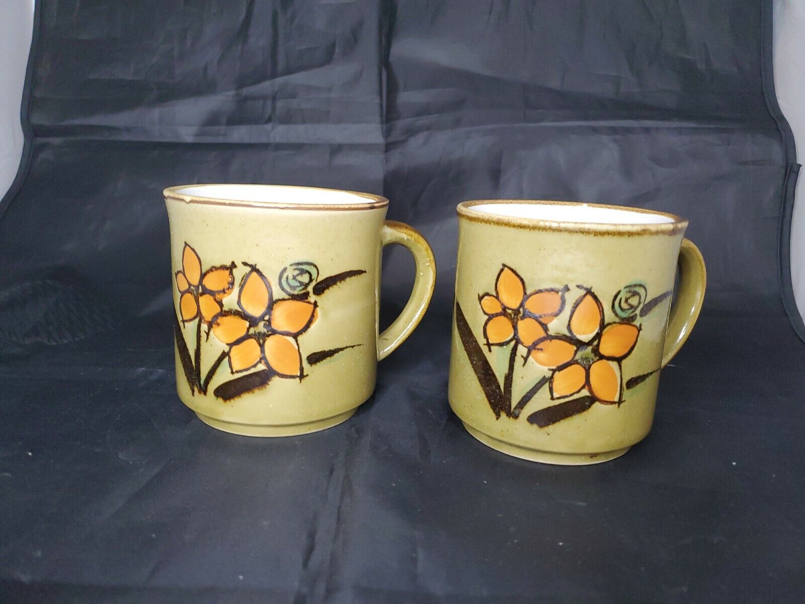 Vtg Orange Daisy 2 Coffee Tea Mug Cup Ceramic Collectable Japan MCM Speckle