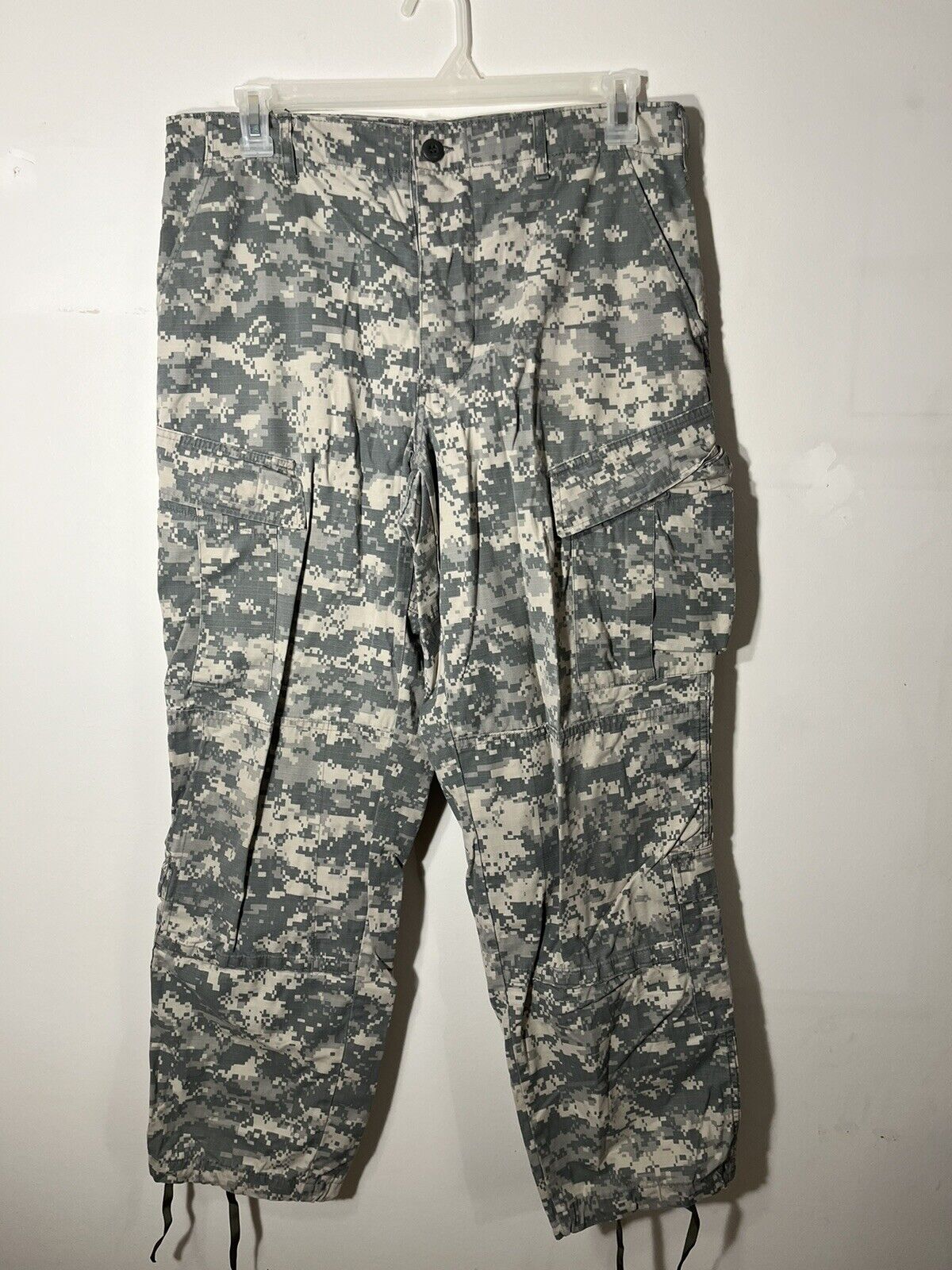 ACU Digital Camouflage US Army USGI Combat Pants Trouser Size Medium Regular