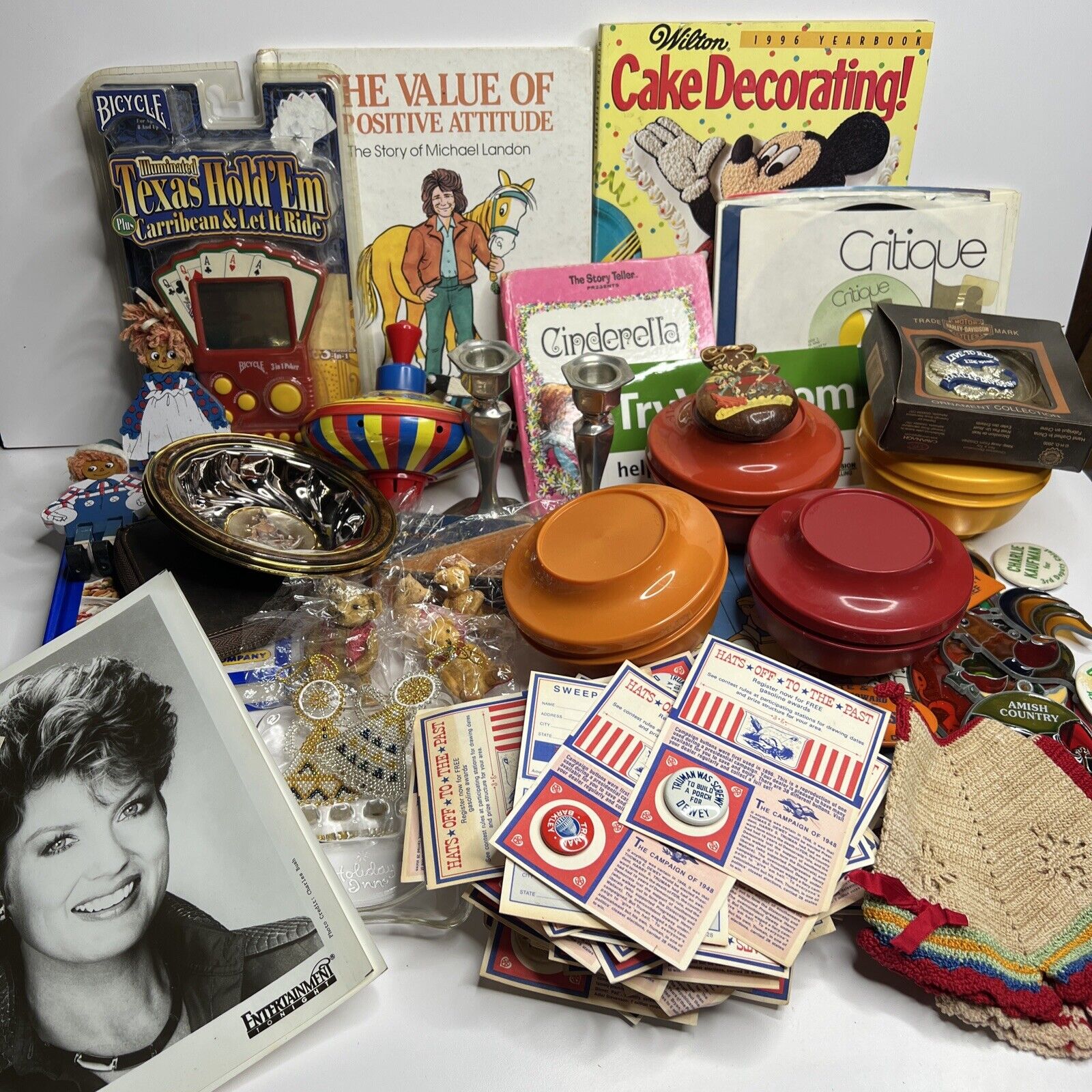 Lot Of 100 Pieces Assorted Vintage Collectibles Junk Drawer Lot