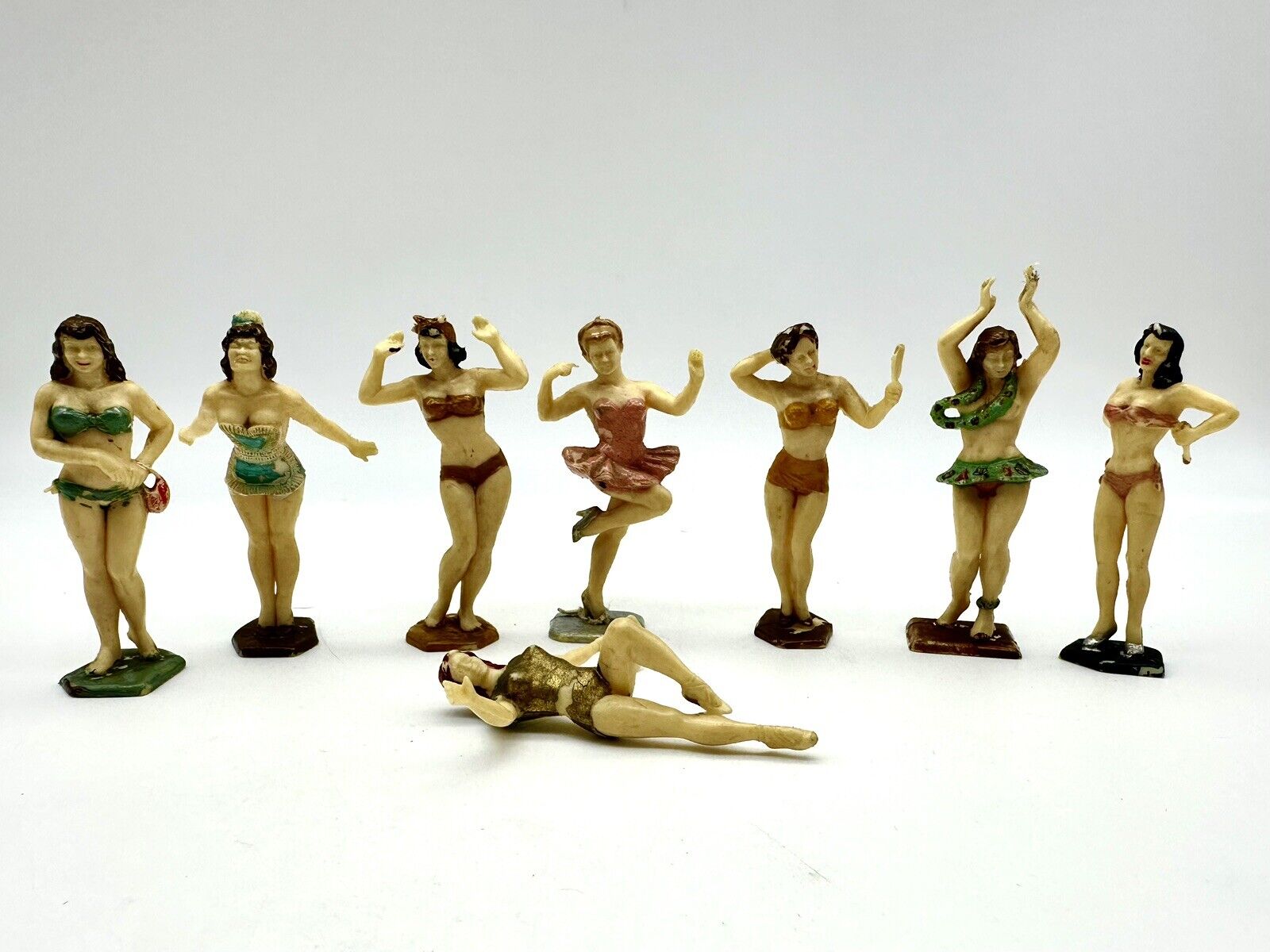 Set Of 8 Vintage Miniature Rubber Plastic Bathing Beauties - Marx 'Pin-Ups’